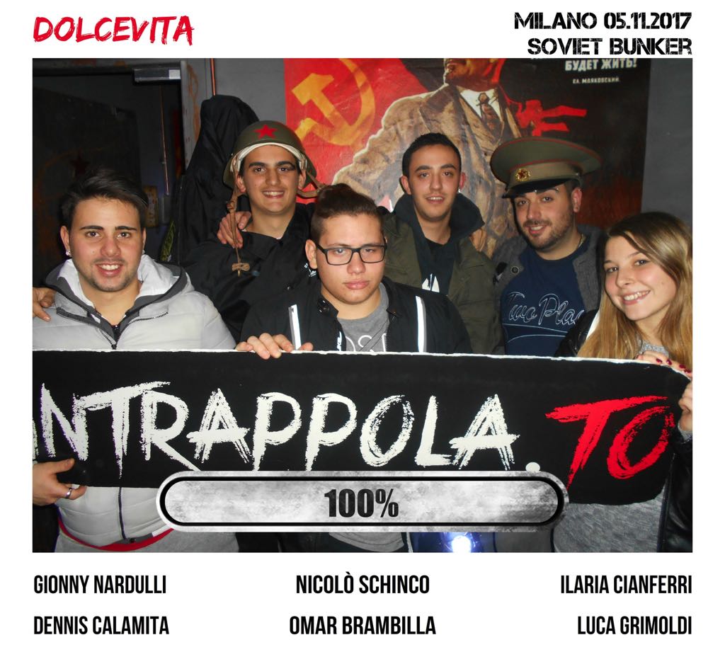 Il gruppo dolcevita è fuggito dalla nostra escape room Soviet Bunker